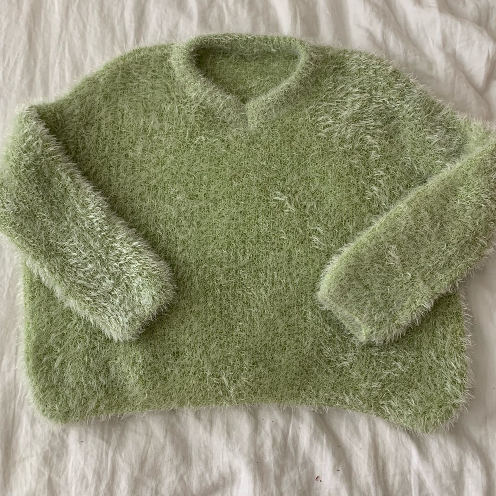 oversized green sweater